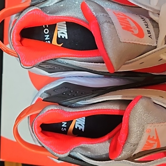 Nike Air Huarache Men Size 12 US INFRARED - Picture 4 of 6